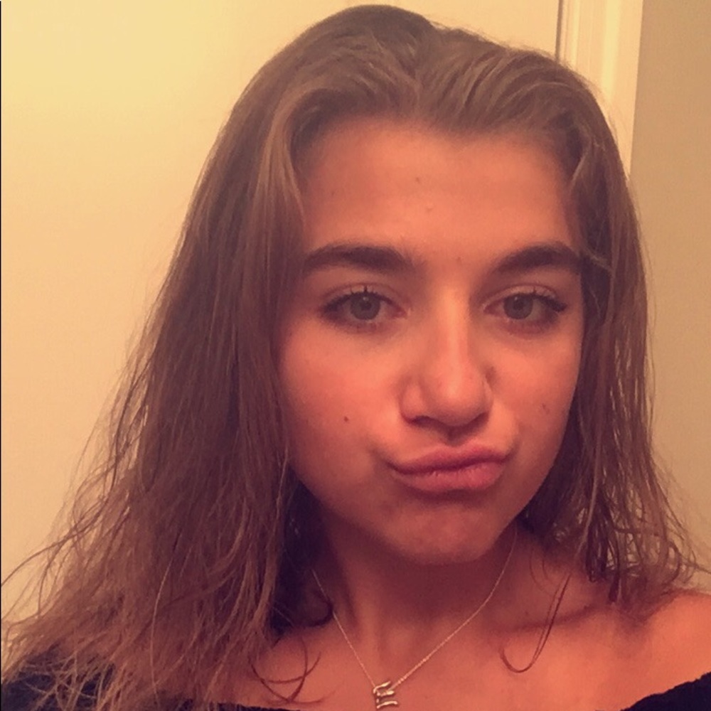 Meet your Posher, Madeline
